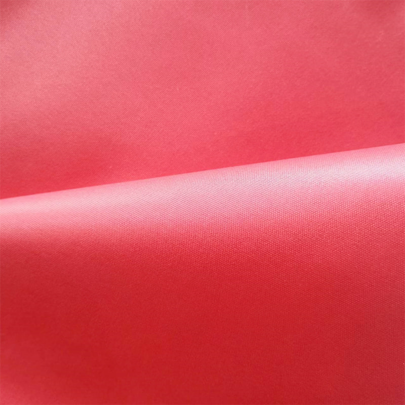 TMIE-08-1-1 70GSM 122CM paita Vaate Pehmeä ja kiiltävä Kangas 100% Polyesteri Materiaali värjätty kiillotetulla polyesteri Popliinikankaalla